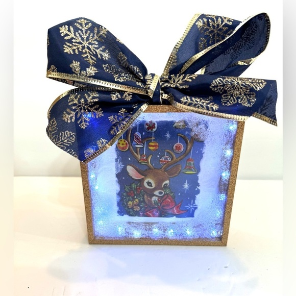 New! OOAK Blue and Gold Lighted Reindeer Shadow Box Christmas Holiday Decor - Picture 1 of 5